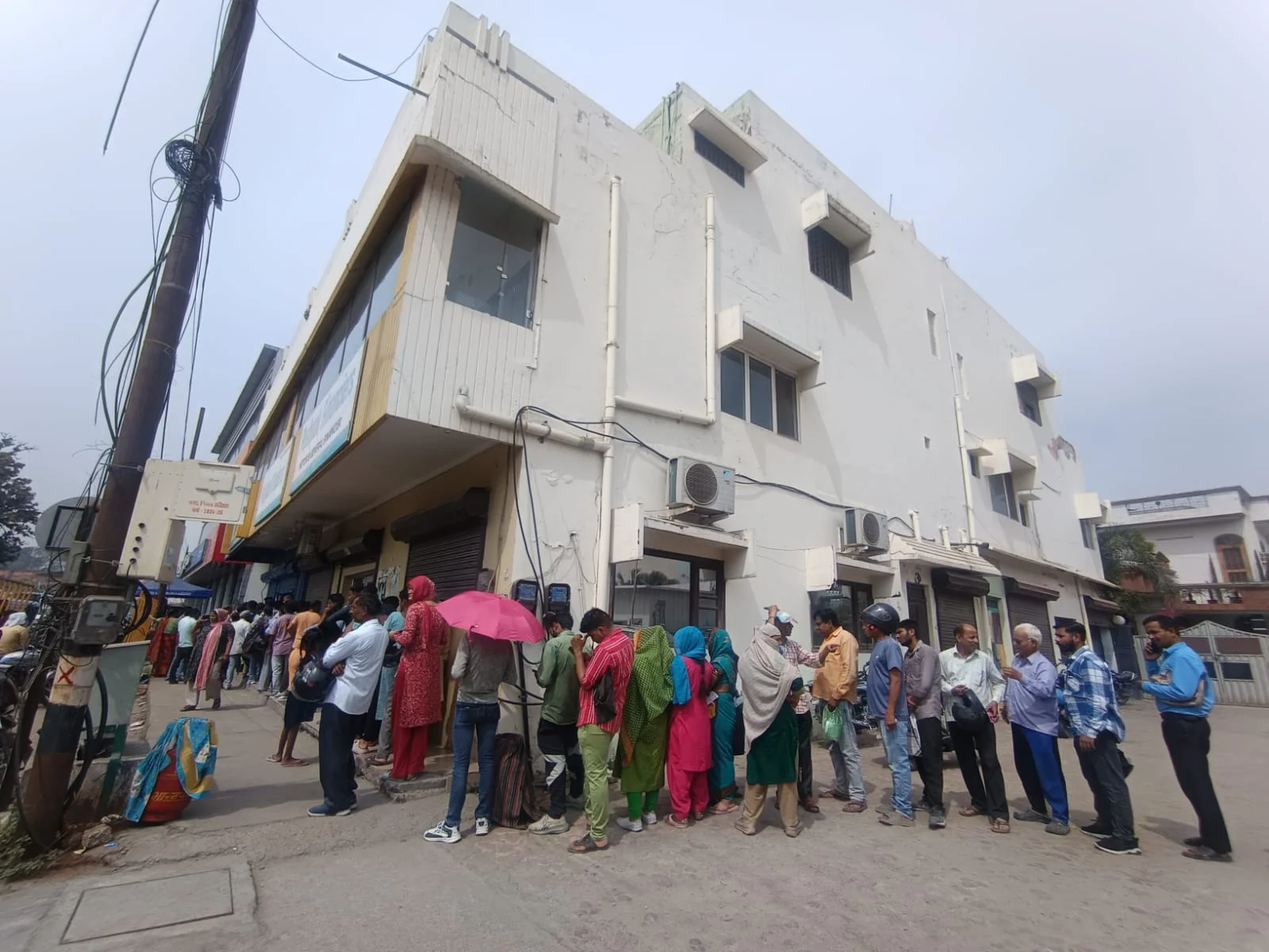 हरिद्वार में LPG गैस सिलेंडर को लेकर प्रशासन सख्त: कालाबाजारी पर कड़ी कार्रवाई के निर्देश